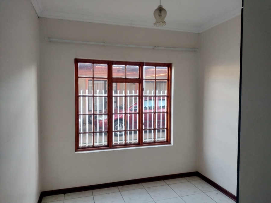 3 Bedroom Property for Sale in Mandela View Free State